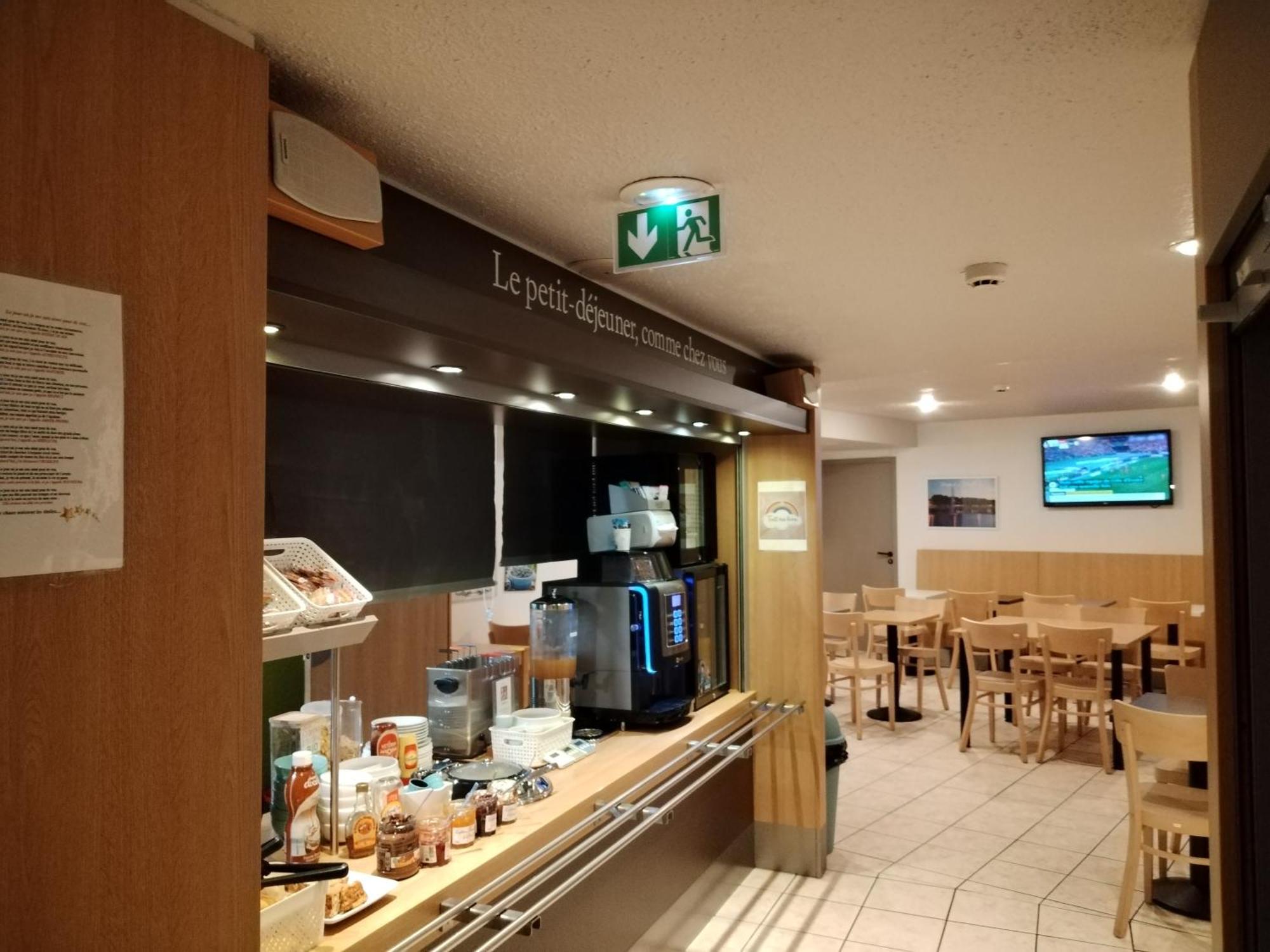 Hotel Inn Design Montluçon Екстериор снимка
