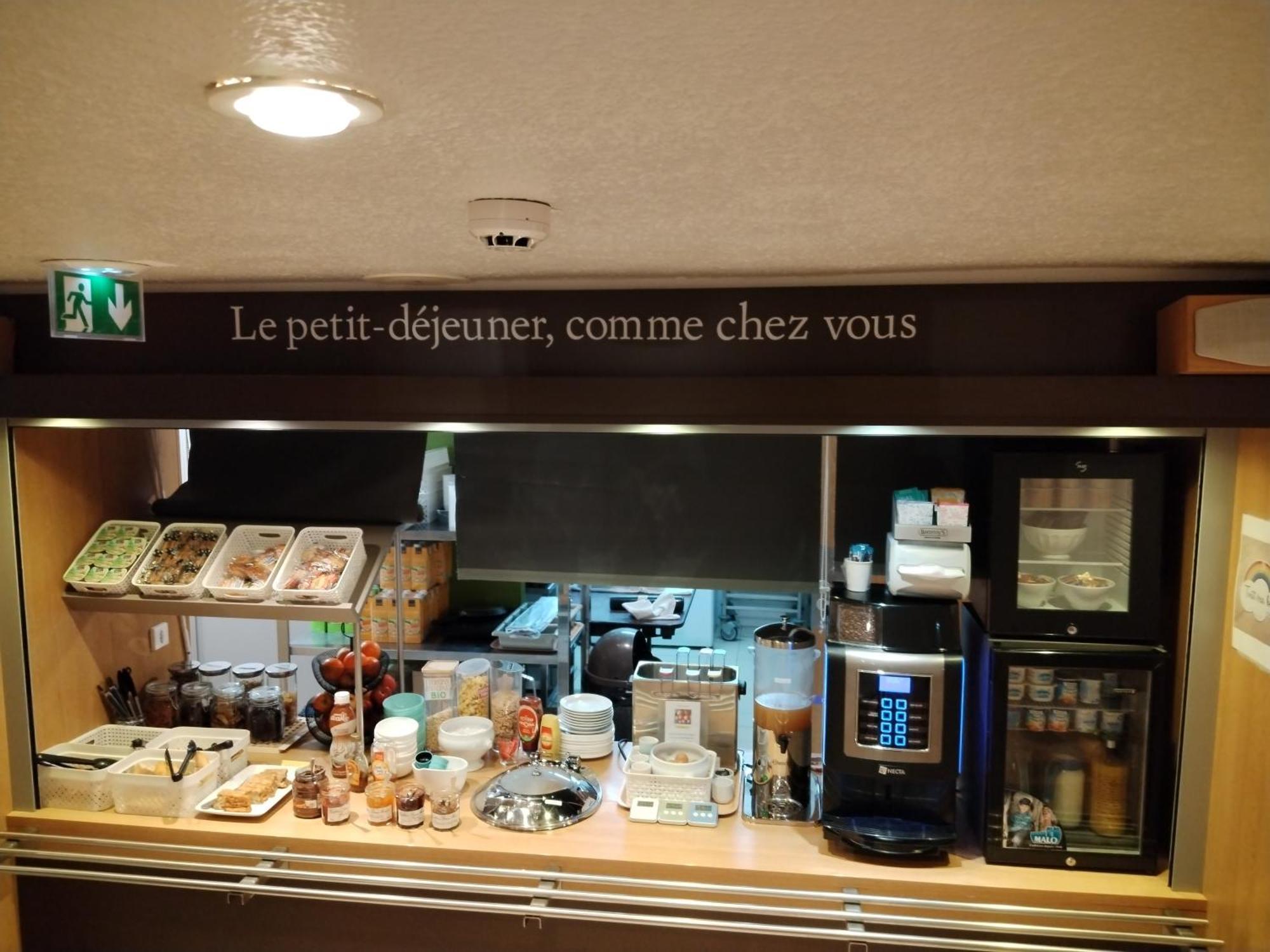 Hotel Inn Design Montluçon Екстериор снимка