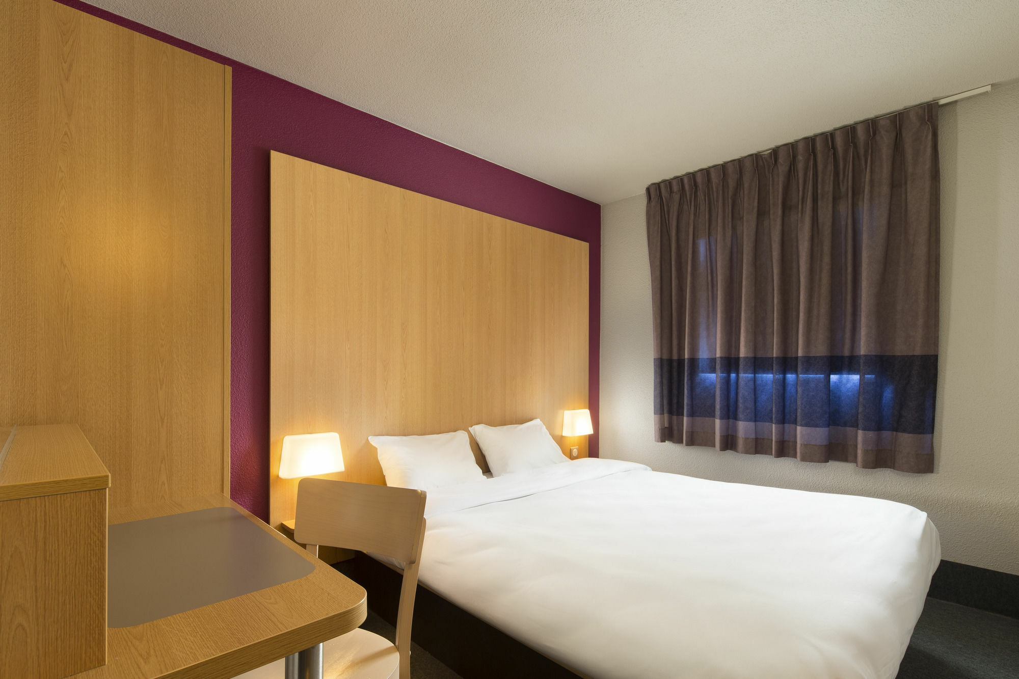 Hotel Inn Design Montluçon Екстериор снимка